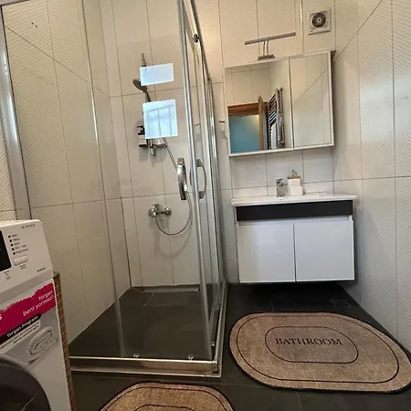 Waterfront By The Tram- Terrace With Dome & Golden Horn View In Fatih Provincia di Istanbul