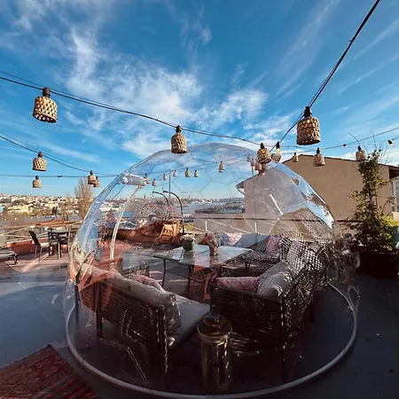 Waterfront By The Tram- Terrace With Dome & Golden Horn View In Fatih