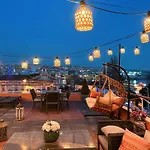 Waterfront By The Tram- Terrace With Dome & Golden Horn View In Fatih Appartamento