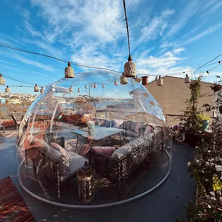 Waterfront By The Tram - Terrace With Dome & Golden Horn View In Fatih Διαμέρισμα