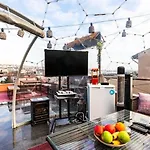 Waterfront By The Tram- Terrace With Dome & Golden Horn View In Fatih Lejlighed