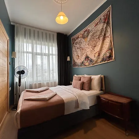 Waterfront By The Tram- Terrace With Dome & Golden Horn View In Fatih Istanbul