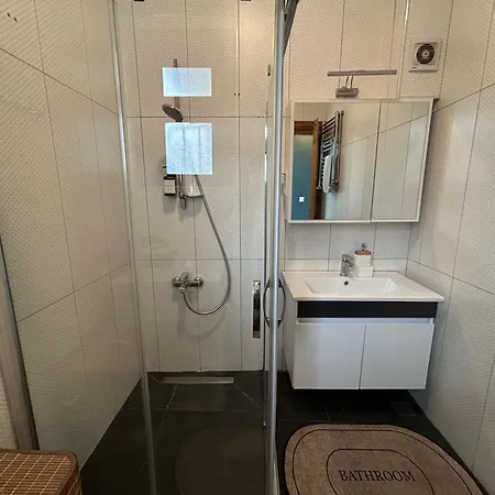 Apartment Waterfront By The Tram- Terrace With Dome & Golden Horn View In Fatih Istanbul