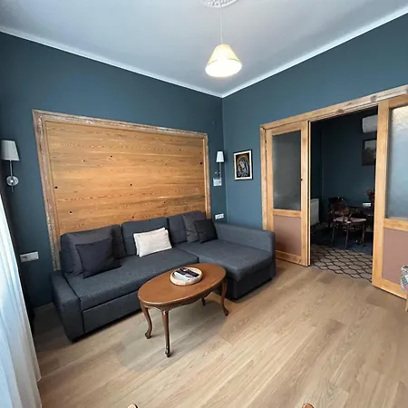 Apartment Waterfront By The Tram- Terrace With Dome & Golden Horn View In Fatih Istanbul