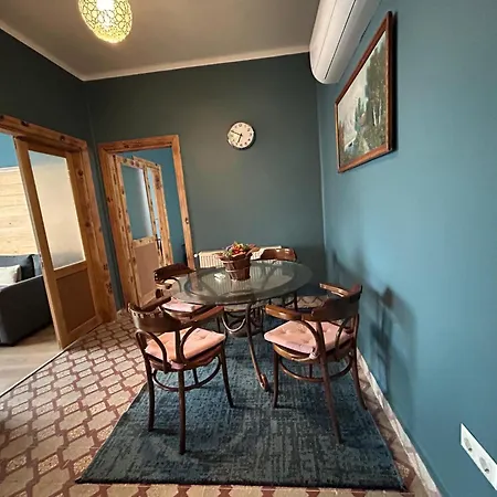 Apartment Waterfront By The Tram- Terrace With Dome & Golden Horn View In Fatih Istanbul